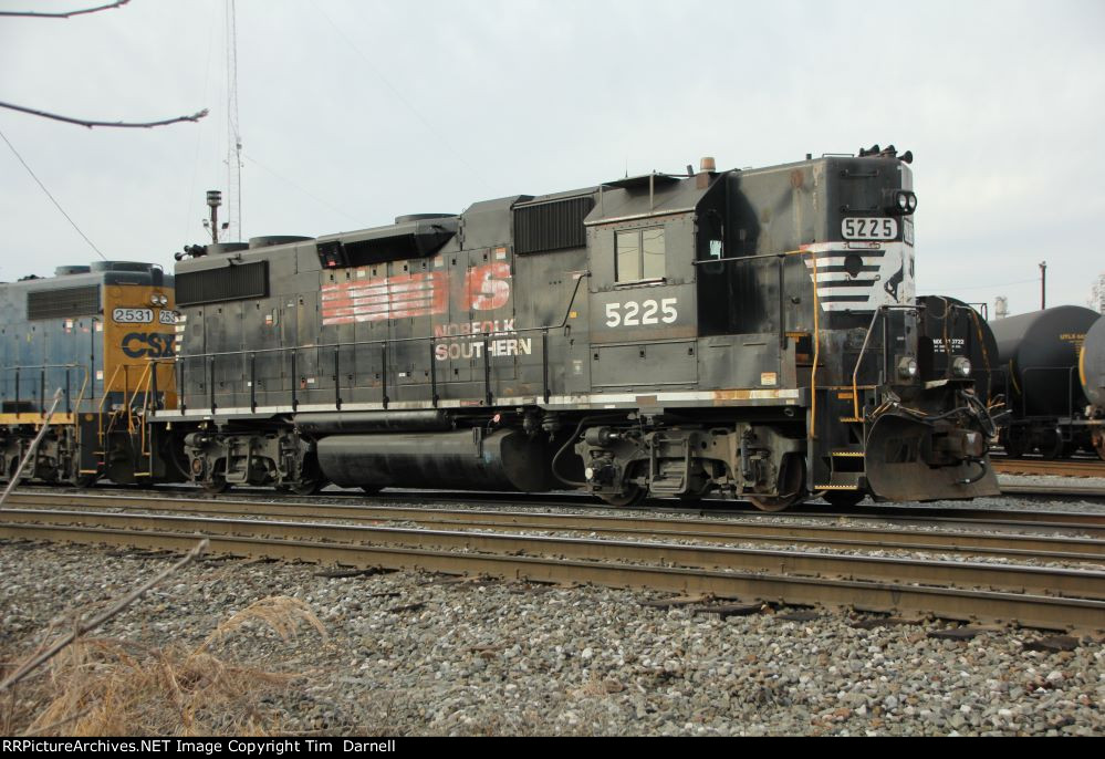 NS 5225